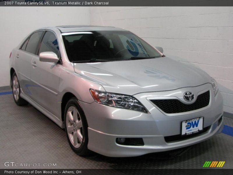 Titanium Metallic / Dark Charcoal 2007 Toyota Camry SE V6