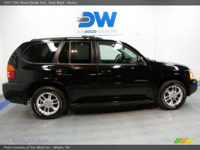Onyx Black / Ebony 2007 GMC Envoy Denali 4x4