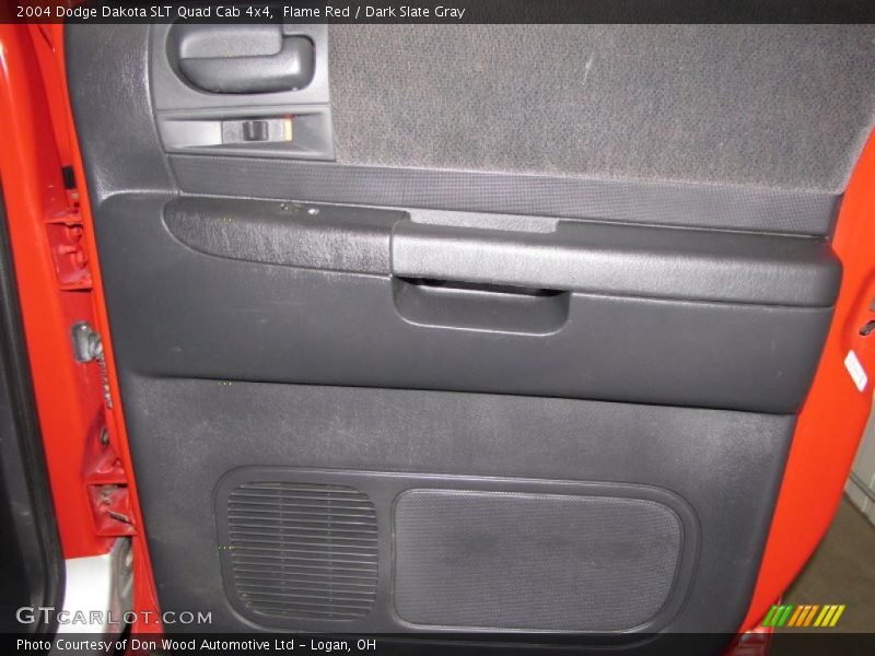 Flame Red / Dark Slate Gray 2004 Dodge Dakota SLT Quad Cab 4x4