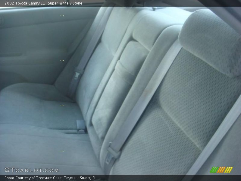 Super White / Stone 2002 Toyota Camry LE