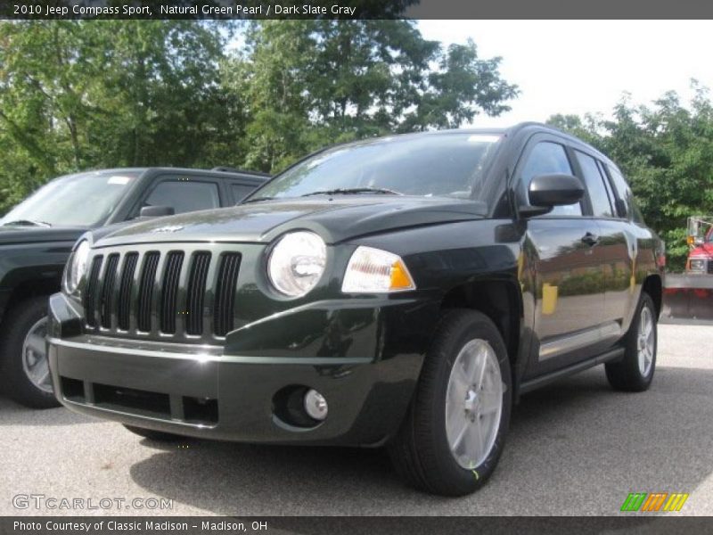 Natural Green Pearl / Dark Slate Gray 2010 Jeep Compass Sport