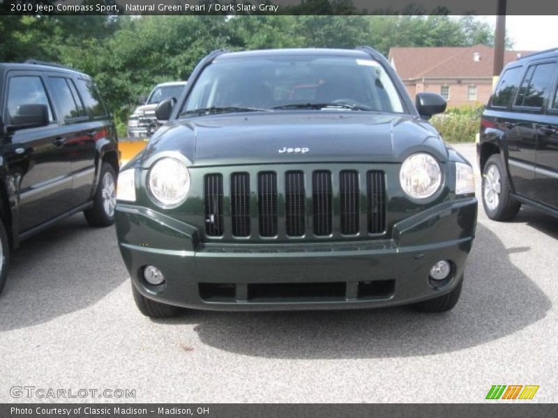 Natural Green Pearl / Dark Slate Gray 2010 Jeep Compass Sport
