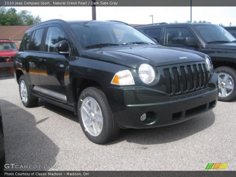 Natural Green Pearl / Dark Slate Gray 2010 Jeep Compass Sport