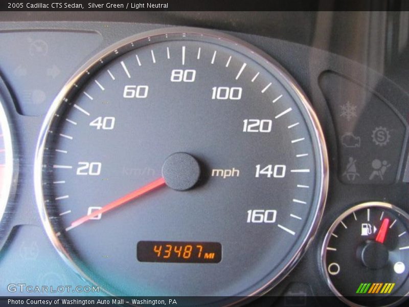 Silver Green / Light Neutral 2005 Cadillac CTS Sedan