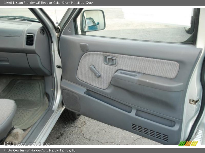 Silver Metallic / Gray 1998 Nissan Frontier XE Regular Cab