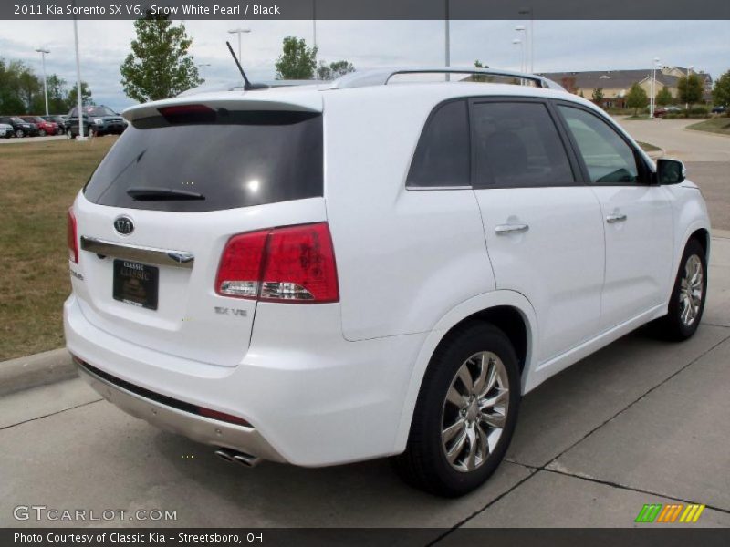 Snow White Pearl / Black 2011 Kia Sorento SX V6
