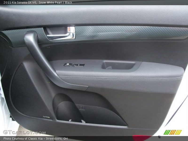 Snow White Pearl / Black 2011 Kia Sorento SX V6