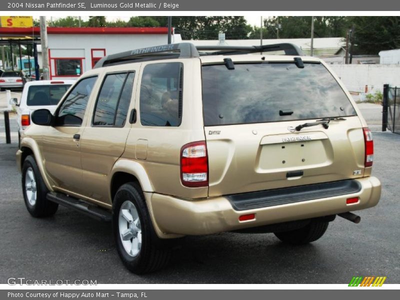 Luminous Gold Metallic / Beige 2004 Nissan Pathfinder SE
