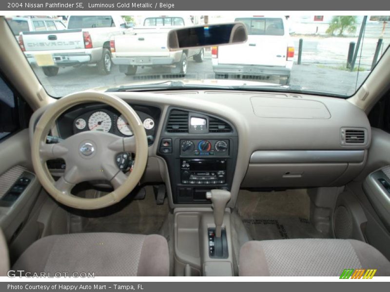 Luminous Gold Metallic / Beige 2004 Nissan Pathfinder SE