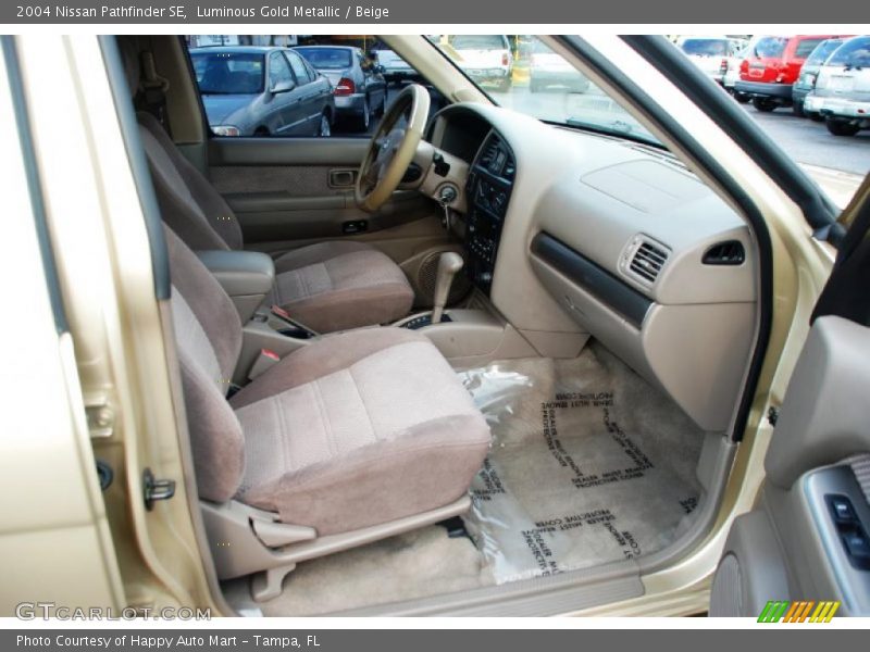 Luminous Gold Metallic / Beige 2004 Nissan Pathfinder SE