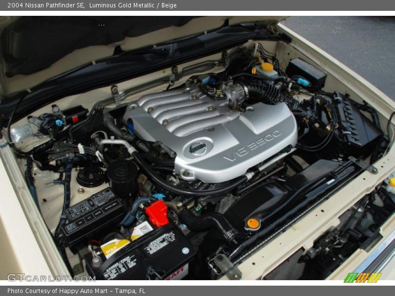 Luminous Gold Metallic / Beige 2004 Nissan Pathfinder SE