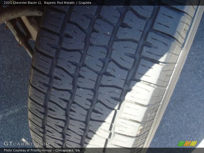 Majestic Red Metallic / Graphite 2001 Chevrolet Blazer LS