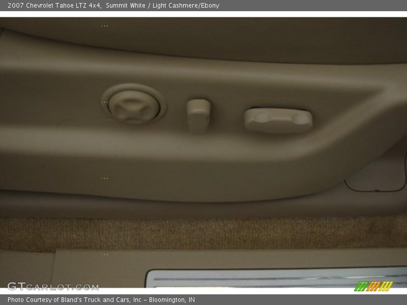 Summit White / Light Cashmere/Ebony 2007 Chevrolet Tahoe LTZ 4x4