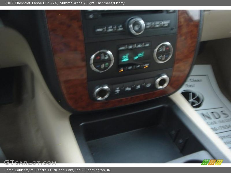 Summit White / Light Cashmere/Ebony 2007 Chevrolet Tahoe LTZ 4x4