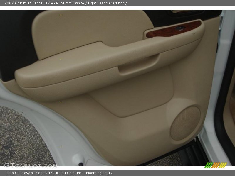 Summit White / Light Cashmere/Ebony 2007 Chevrolet Tahoe LTZ 4x4