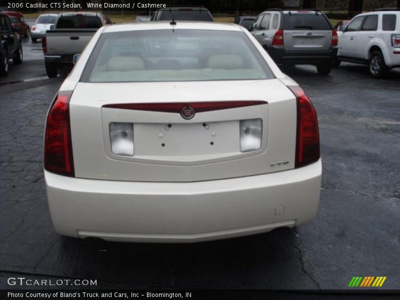 White Diamond / Cashmere 2006 Cadillac CTS Sedan