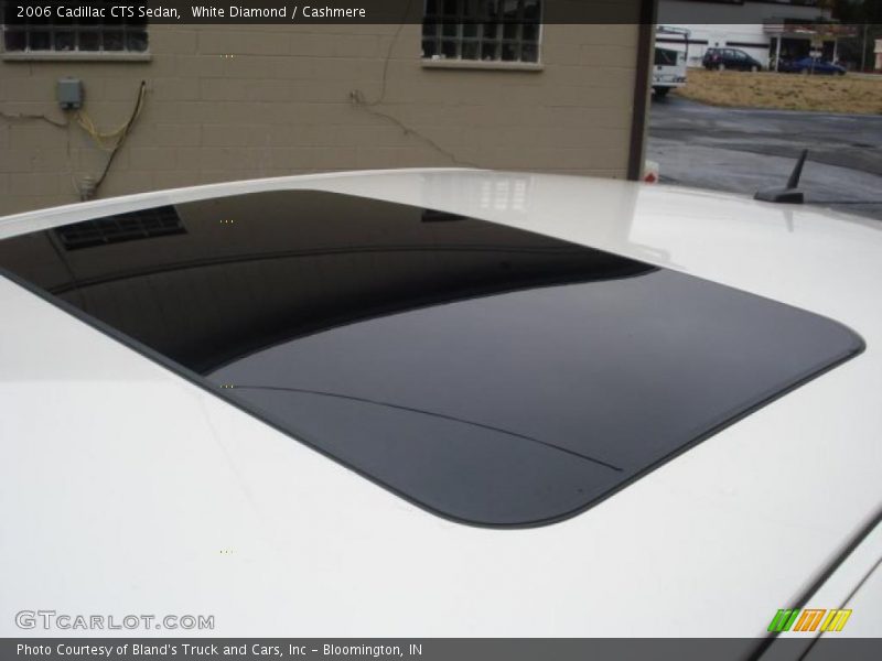 White Diamond / Cashmere 2006 Cadillac CTS Sedan