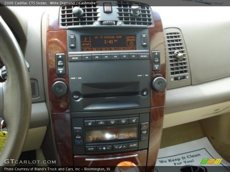 White Diamond / Cashmere 2006 Cadillac CTS Sedan
