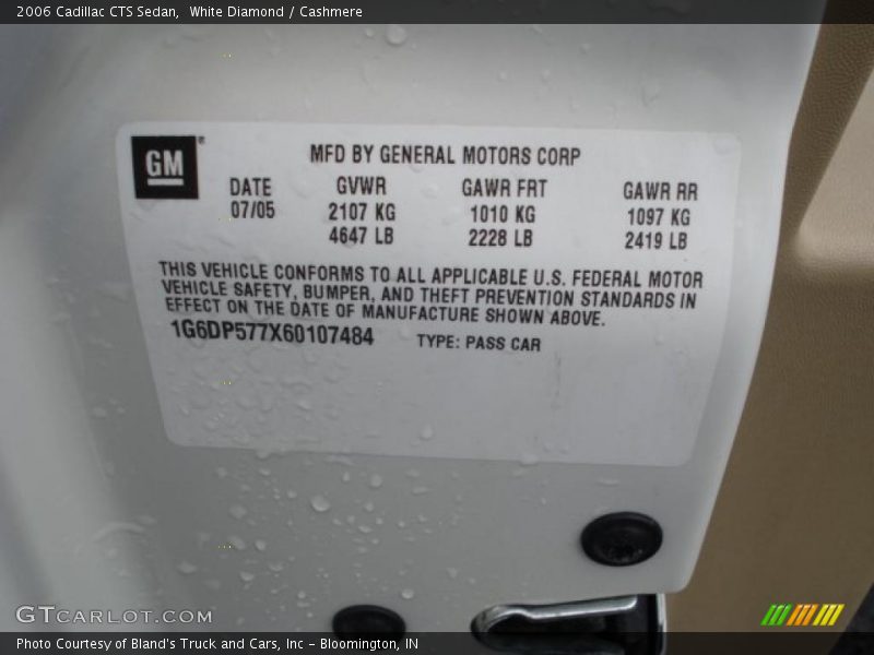White Diamond / Cashmere 2006 Cadillac CTS Sedan