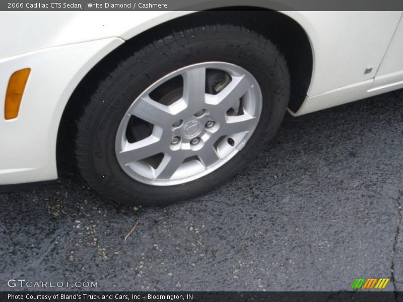 White Diamond / Cashmere 2006 Cadillac CTS Sedan