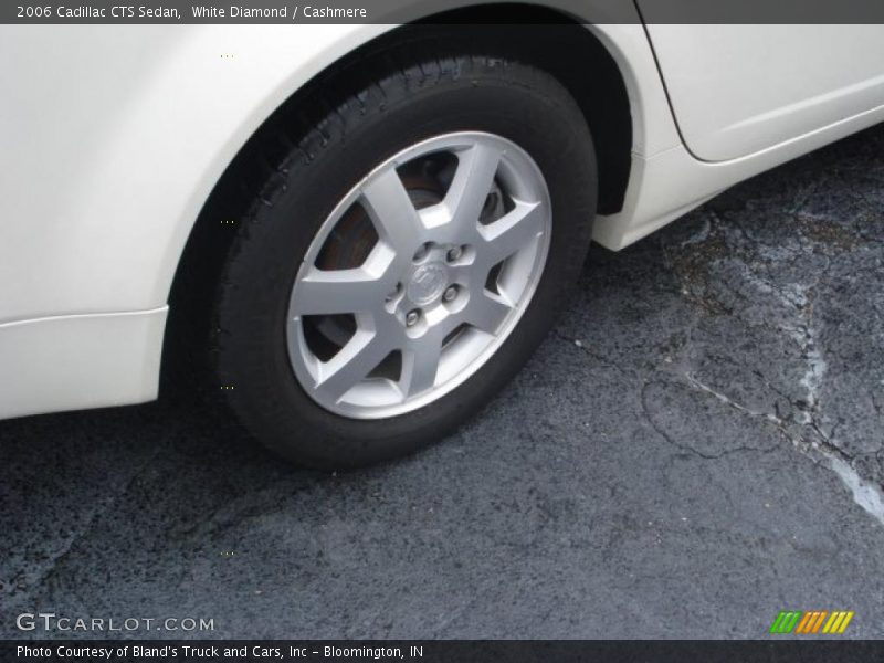 White Diamond / Cashmere 2006 Cadillac CTS Sedan