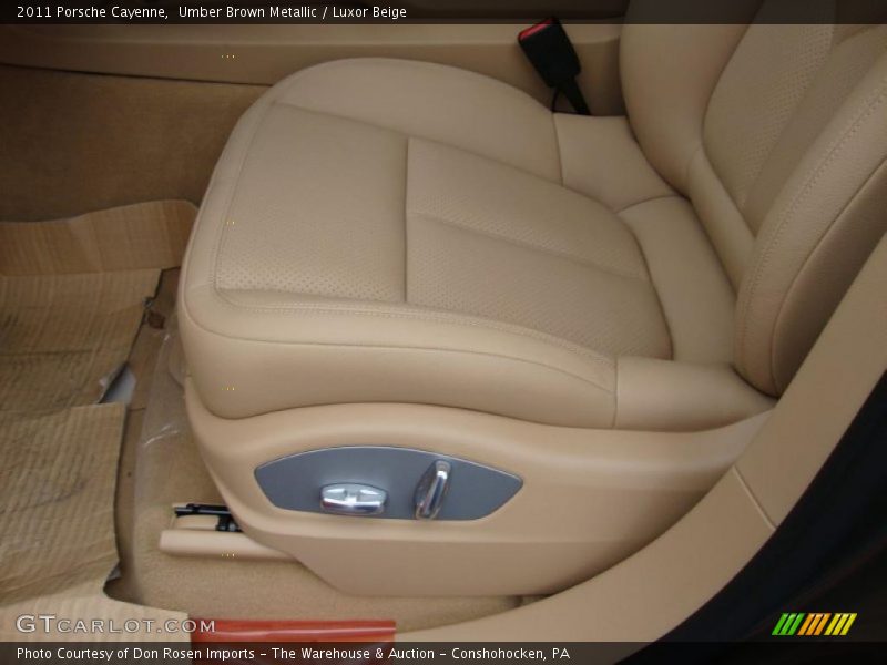 Umber Brown Metallic / Luxor Beige 2011 Porsche Cayenne