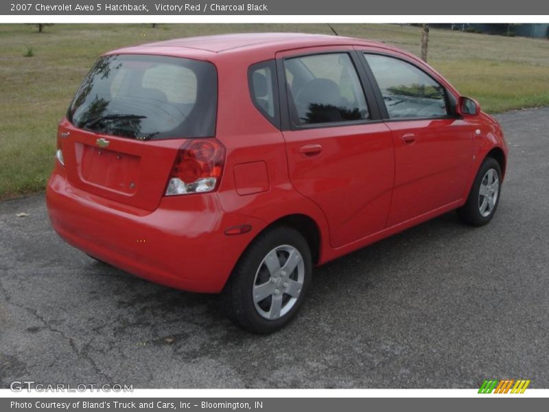 Victory Red / Charcoal Black 2007 Chevrolet Aveo 5 Hatchback