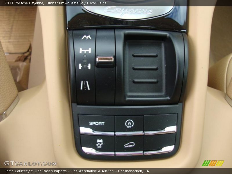 Umber Brown Metallic / Luxor Beige 2011 Porsche Cayenne