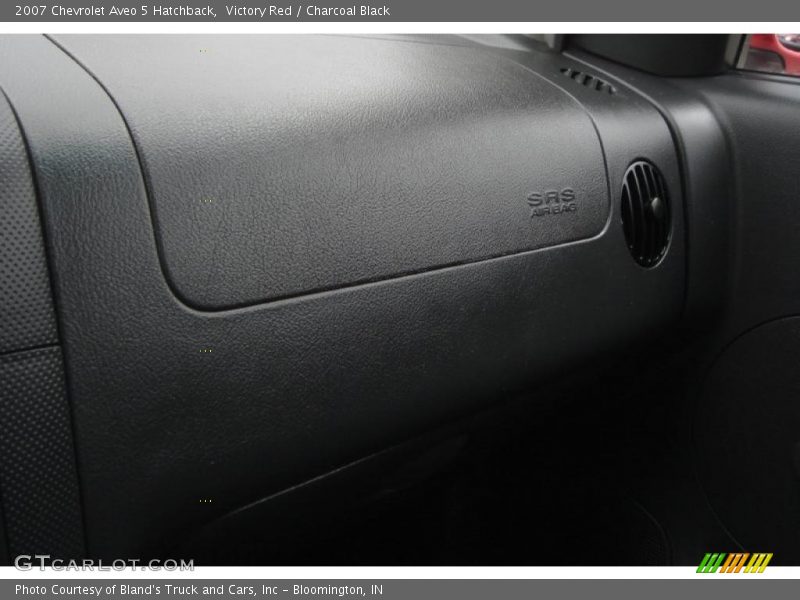 Victory Red / Charcoal Black 2007 Chevrolet Aveo 5 Hatchback