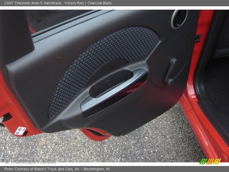 Victory Red / Charcoal Black 2007 Chevrolet Aveo 5 Hatchback