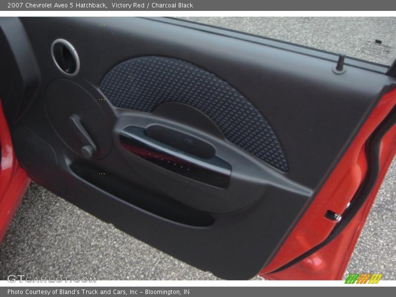 Victory Red / Charcoal Black 2007 Chevrolet Aveo 5 Hatchback