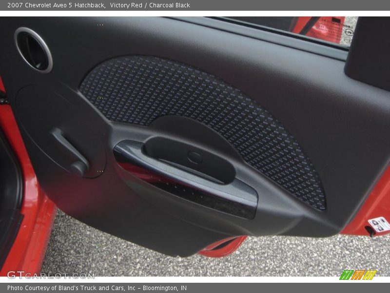 Victory Red / Charcoal Black 2007 Chevrolet Aveo 5 Hatchback