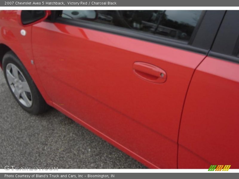 Victory Red / Charcoal Black 2007 Chevrolet Aveo 5 Hatchback