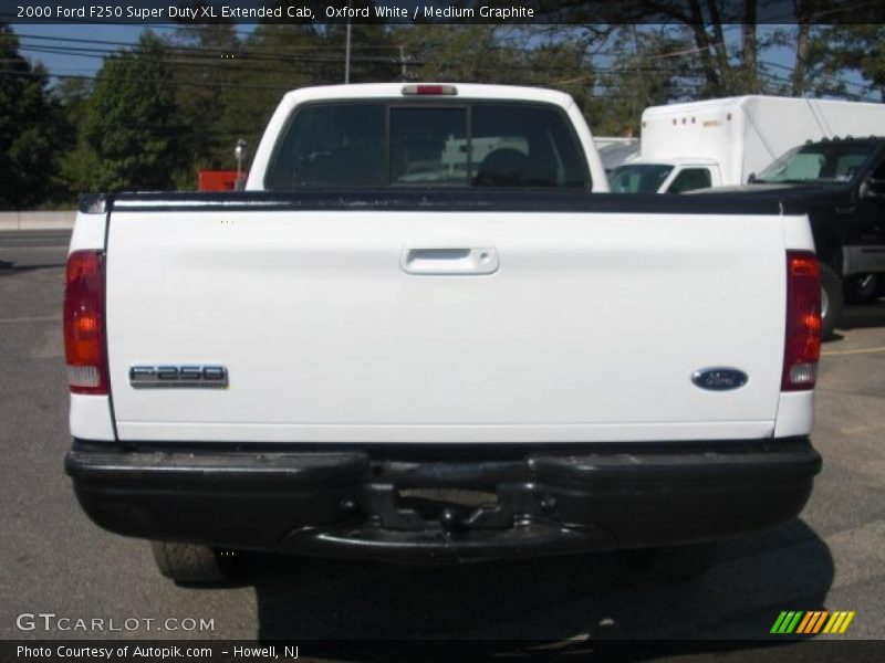 Oxford White / Medium Graphite 2000 Ford F250 Super Duty XL Extended Cab
