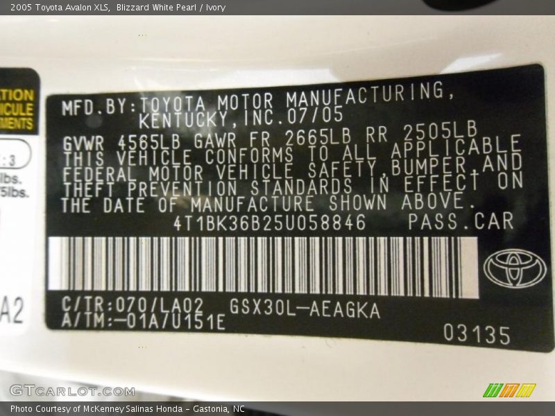 Blizzard White Pearl / Ivory 2005 Toyota Avalon XLS