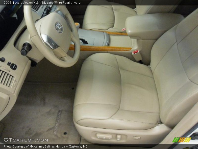 Blizzard White Pearl / Ivory 2005 Toyota Avalon XLS