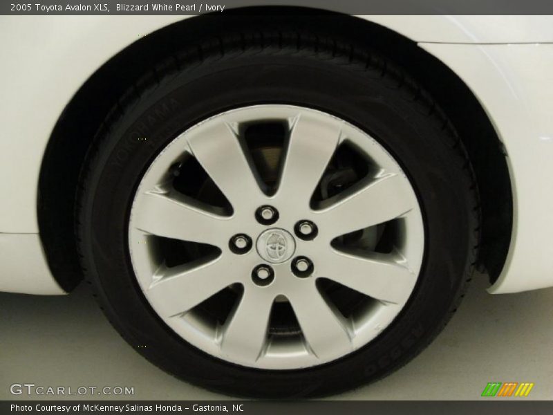 Blizzard White Pearl / Ivory 2005 Toyota Avalon XLS