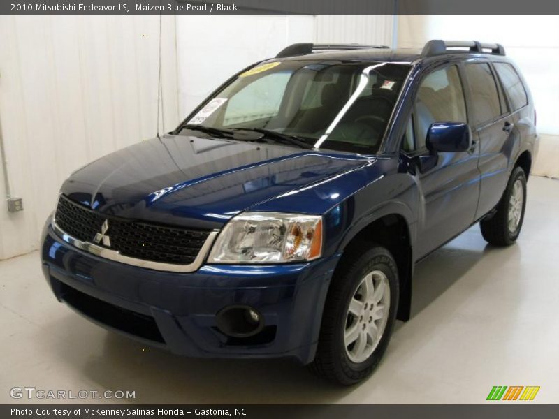 Maizen Blue Pearl / Black 2010 Mitsubishi Endeavor LS
