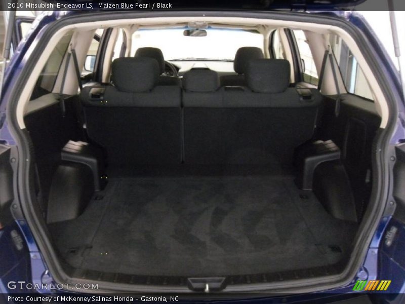 Maizen Blue Pearl / Black 2010 Mitsubishi Endeavor LS