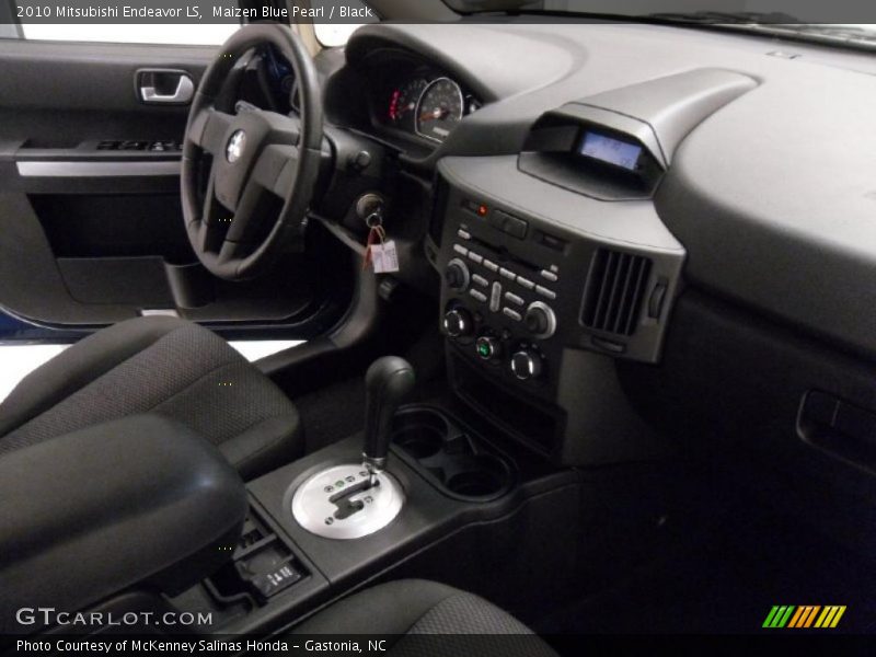 Maizen Blue Pearl / Black 2010 Mitsubishi Endeavor LS