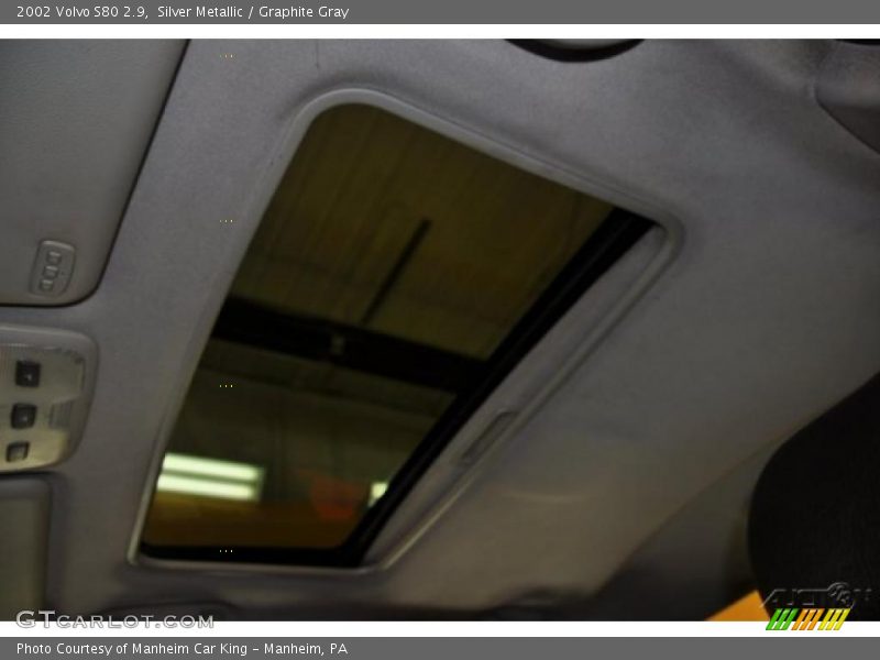Silver Metallic / Graphite Gray 2002 Volvo S80 2.9
