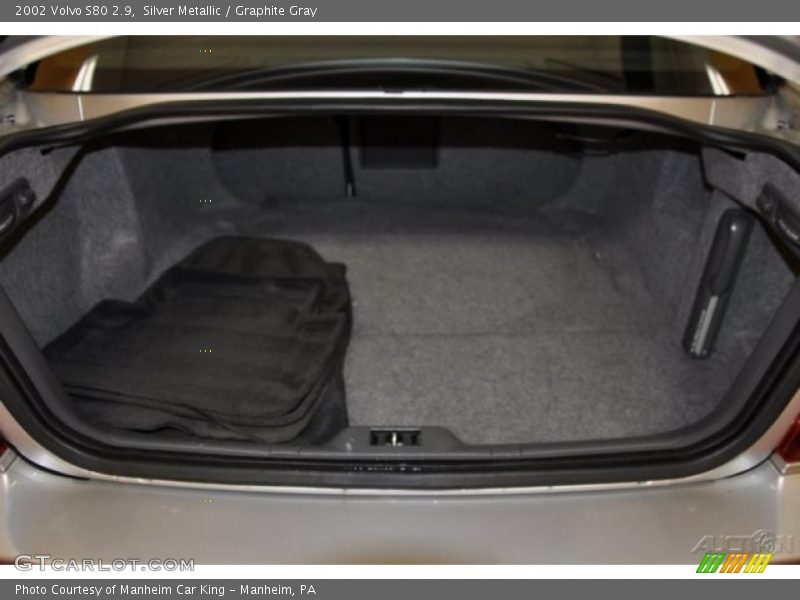 Silver Metallic / Graphite Gray 2002 Volvo S80 2.9