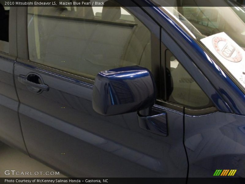 Maizen Blue Pearl / Black 2010 Mitsubishi Endeavor LS