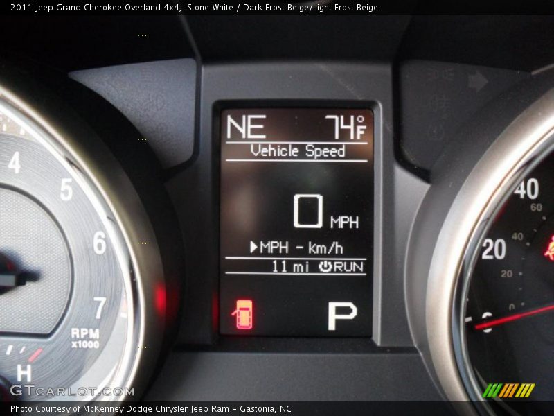 Stone White / Dark Frost Beige/Light Frost Beige 2011 Jeep Grand Cherokee Overland 4x4