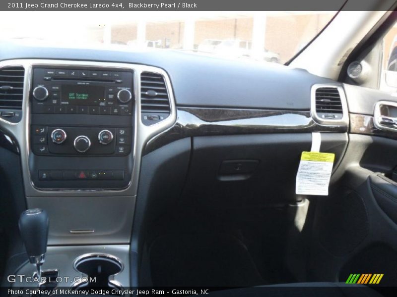 Blackberry Pearl / Black 2011 Jeep Grand Cherokee Laredo 4x4