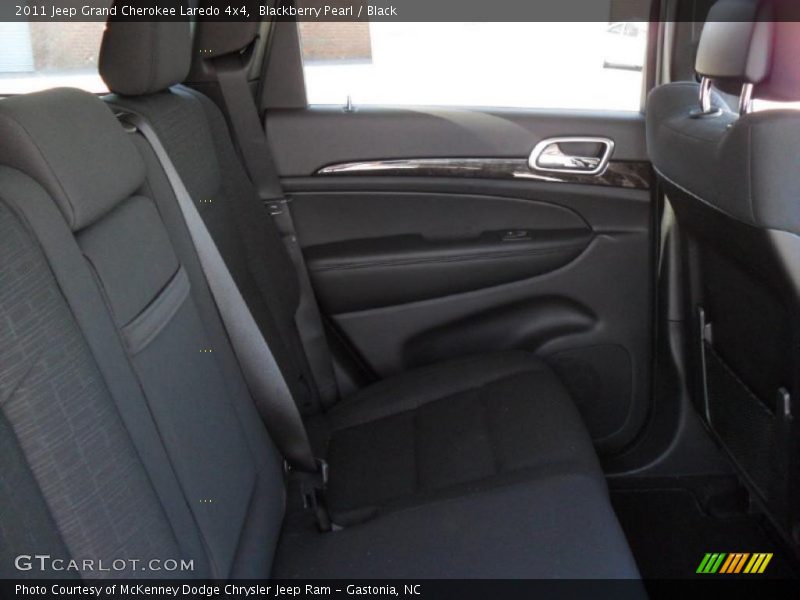 Blackberry Pearl / Black 2011 Jeep Grand Cherokee Laredo 4x4