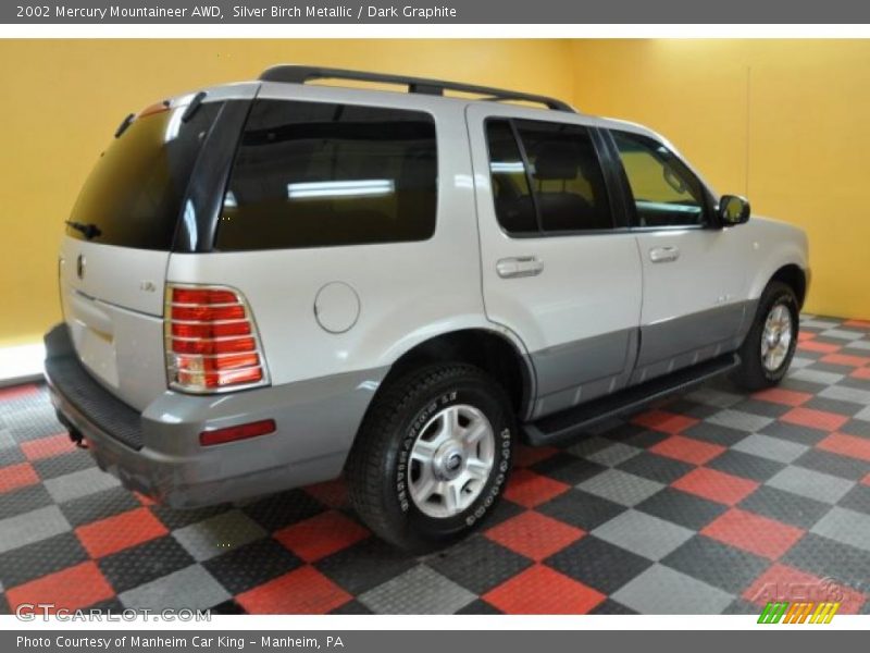 Silver Birch Metallic / Dark Graphite 2002 Mercury Mountaineer AWD