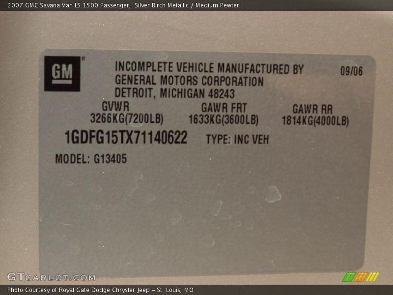 Silver Birch Metallic / Medium Pewter 2007 GMC Savana Van LS 1500 Passenger