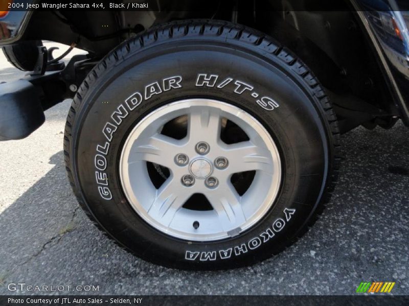 Black / Khaki 2004 Jeep Wrangler Sahara 4x4