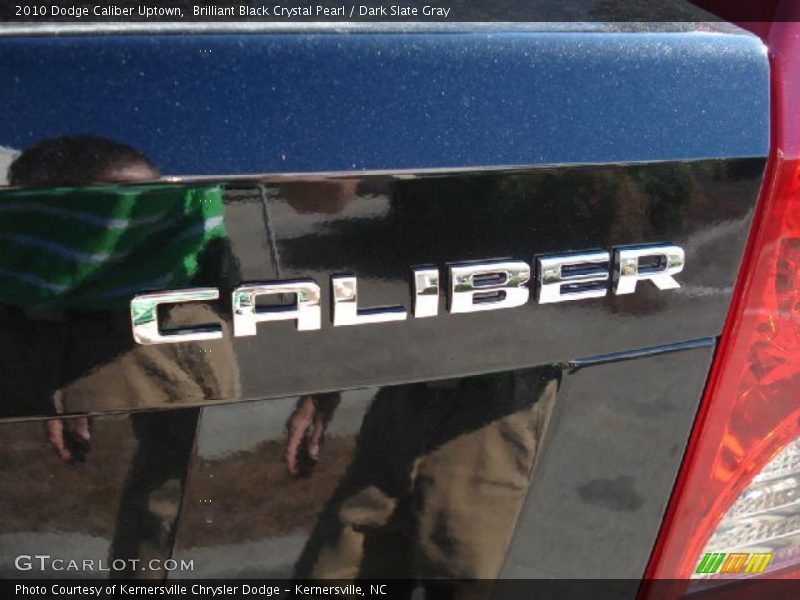 Brilliant Black Crystal Pearl / Dark Slate Gray 2010 Dodge Caliber Uptown